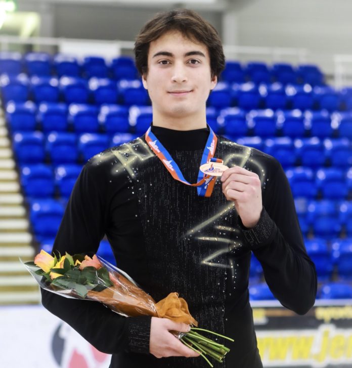 Henry-privett-mendoza-figure-skating