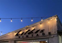 Vintage Bouquet Bar at HOTBOX | Saturday Arts Crawl