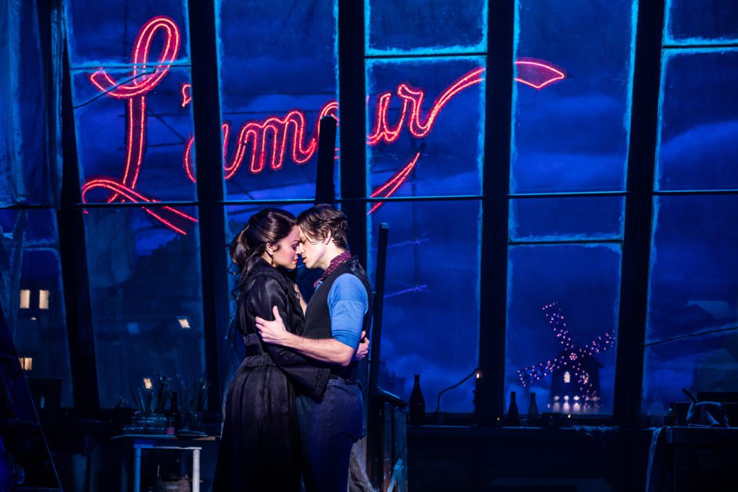 MOULIN ROUGE 1
