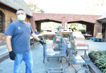 A Holiday Tradition | Holy Family Gives Back at Christmas