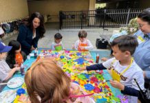PHOTO: SPUSD | The South Pasadenan | The City of South Pasadena Mayor Sheila Rossi (left) helps kick off Yellow Ribbon Week at Monterey Hills Elementary School.