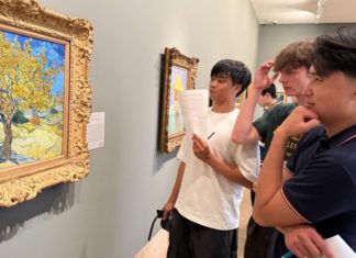 SPUSD Snapshot | SPHS Students Explore Fauvism Through Cross-Curricular Art Collaboration PHOTO: Rouzanna Berberian | The South Pasadenan | SPHS students visited the Norton Simon Museum as part of a capstone experience about the French Fauvist movement.
