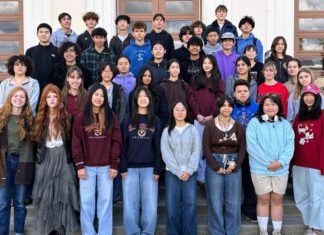 SPUSD Snapshot | SPHS Students Recognized Nationally for Scholastic Art and Writing Awards PHOTO: SPUSD | The South Pasadenan | SPHS students celebrate earning Scholastic Awards in art, writing, and photography.