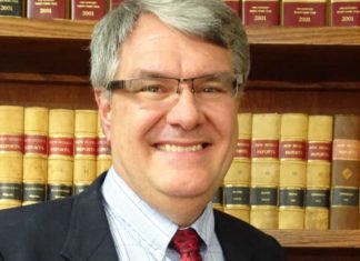 Rick Kraft, a South Pasadena High School graduate, is a syndicated columnist for 24 years, a motivational speaker, a published author, and an attorney.