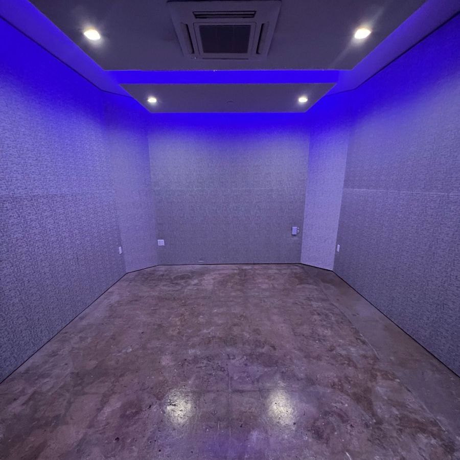 PHOTO: LemonTree Studios | The South Pasadenan | B-Sized studio