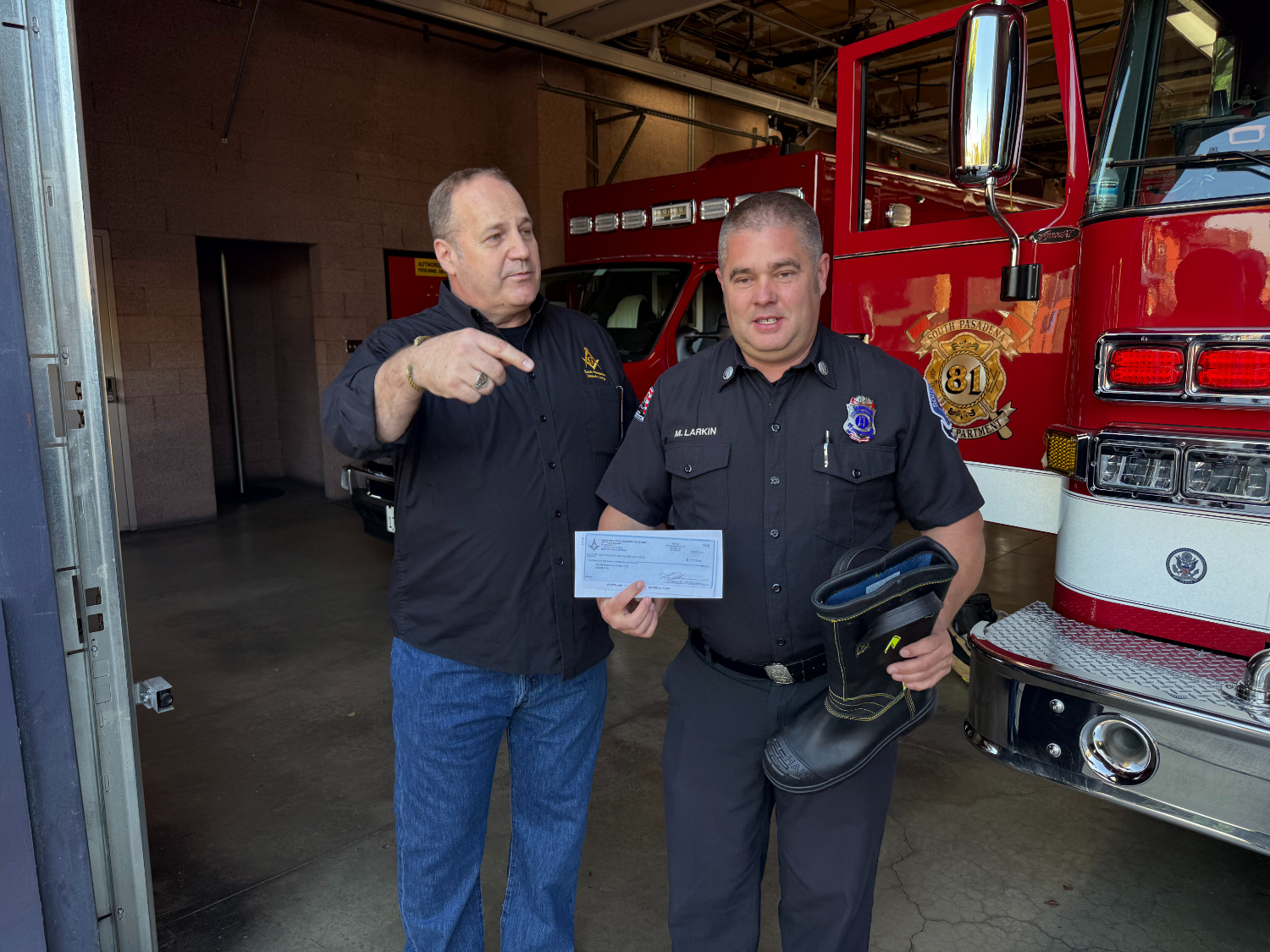 PHOTO: Esteban Lopez | The South Pasadenan | Nathaniel Brown, Master of South Pasadena Masonic Lodge No. 290, presents a donation check of over 