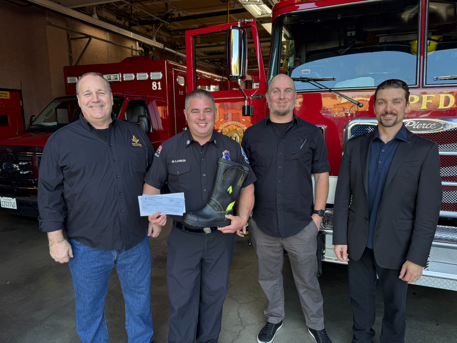 PHOTO: Esteban Lopez | The South Pasadenan | Nathaniel Brown, Master of South Pasadena Masonic Lodge No. 290, presents a donation check of over 