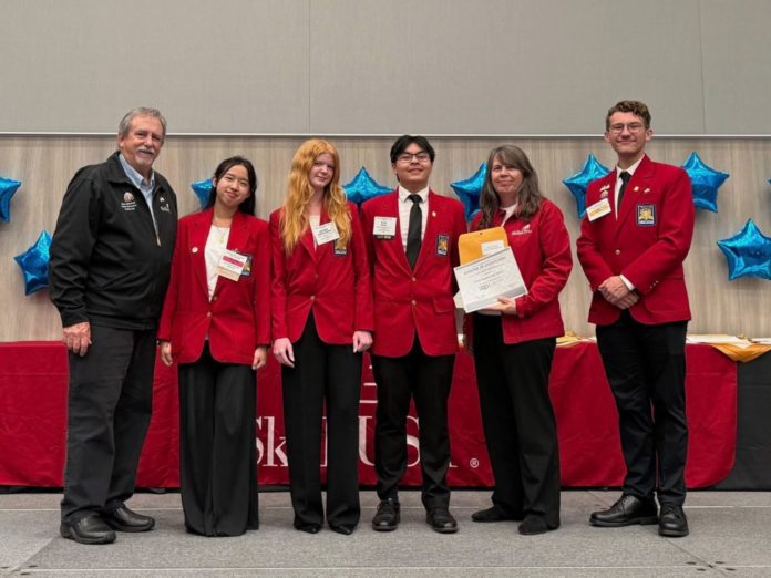 SPHS students celebrate at the SkillsUSA Evening of Excellence dinner with (from left) State Director, Clay Mitchell, Pei-Chen Ng, Abbey Montgomery, Ryan Wong, CTE teacher Sandra Matson-Fennell, and State High School President Cameron Sladek. (Photo Courtesy of SPHS SkillsUSA)