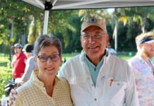 Annual Golf Tournament South Pasadena | Support the 2026 Rose Parade Float Build PHOTO: Paige Reynolds | The South Pasadenan | Lin Vlacich and SPTOR Golf Tournament Chair, Alan Vlacich.