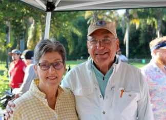 Annual Golf Tournament South Pasadena | Support the 2027 Rose Parade Float Build PHOTO: Paige Reynolds | The South Pasadenan | Lin Vlacich and SPTOR Golf Tournament Chair, Alan Vlacich.