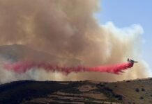 PHOTO: fire.ca.gov | The South Pasadenan | Firefighters are actively engaged in structure protection operations in the areas of Redwood Grove Court and Sequoia Avenue.