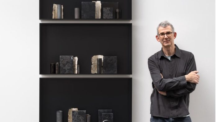 PHOTO: Alzbeta Jaresova | The South Pasadenan | Edmund de Waal, a narrow road to the deep north (portrait), 2025. Porcelain, silver, marble, Kilkenny stone, aluminum, and glass. © Edmund de Waal. Courtesy of the artist.