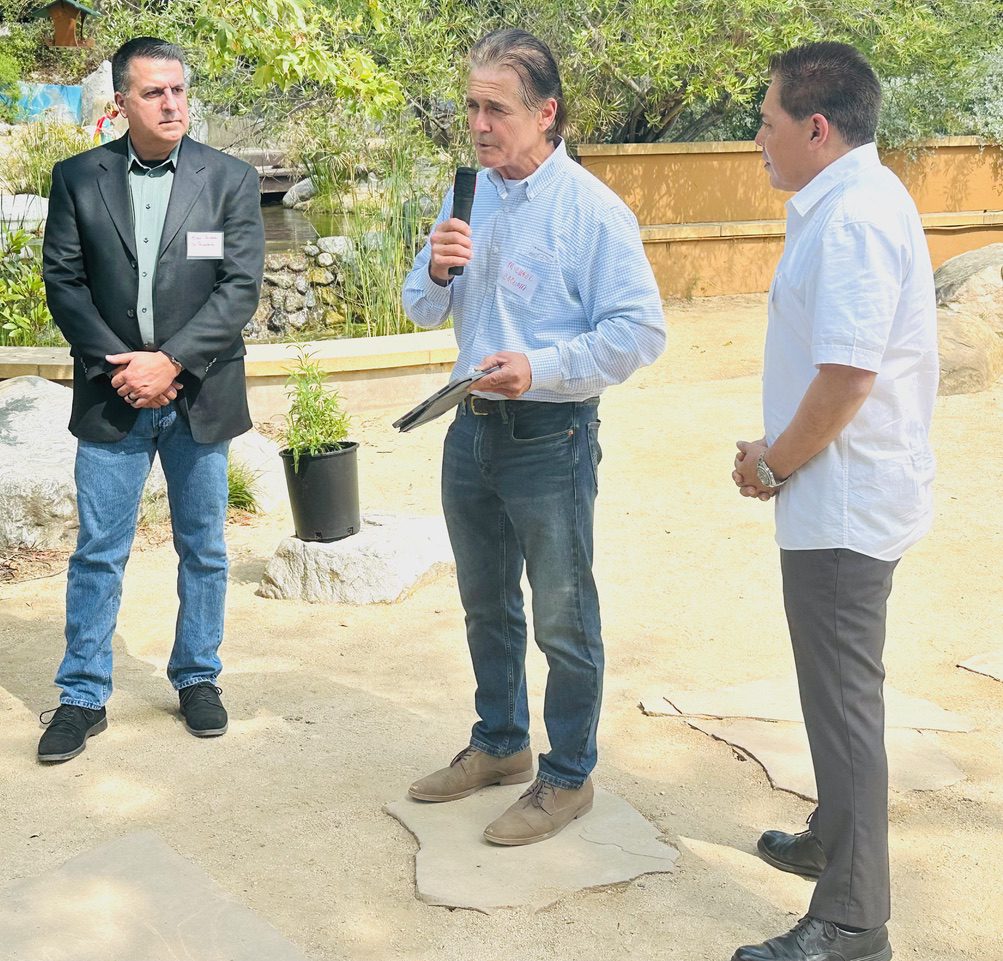 | The South Pasadenan | South Pasadena News PHOTO: Bill Glazier | The South Pasadenan | South Pasadena City Council Michael Cacciotti, center, a recipient of a Smith-Weiss Environmental Champion Award from the Los Angeles League of Conservation Voters on Sunday, introduced South Pasadena Police Chief Brian Solinsky, left, Lt. Shannon Robledo.