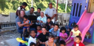 Dave Kinnoin, a South Pasadena singer, songwriter, music producer and performing artist, is making life easier for children fighting severe illness through his participation with Pickleberry Pie Hospital Concerts.