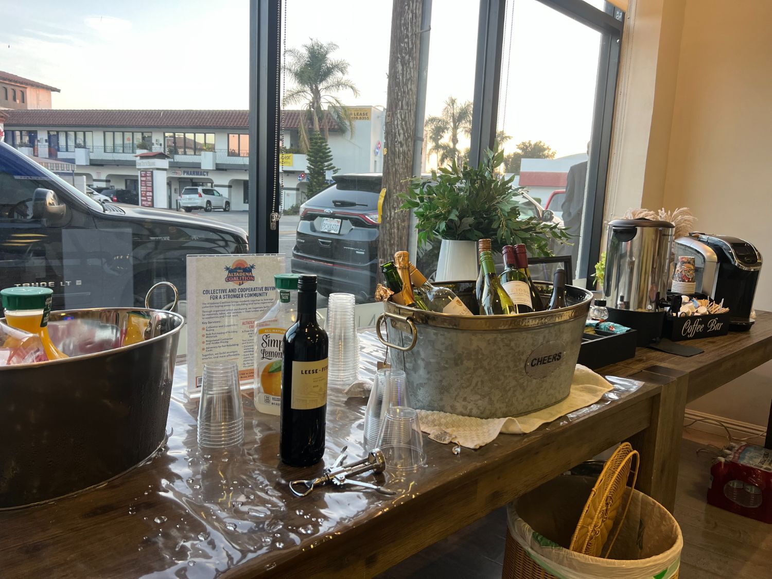 PHOTO: Elaine S. Lee | The South Pasadenan | Altadena’s Coalition and the ALTA Arts Collective hosted a community event at the Woodbury