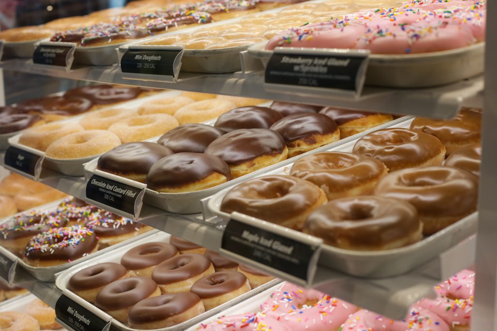 South-Pasadena-News-06-14-2022-Krispy-Kreme-Opening-Donuts-Fair-Oaks19 | The South Pasadenan | South Pasadena News
