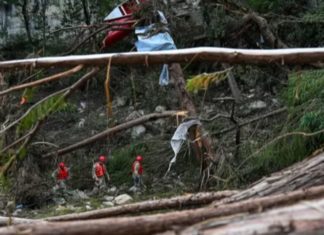 PHOTO: CBSNews | Search and rescue personnel look for missing people along the Guadalupe River on July 7, 2025 in Hunt, Texas.