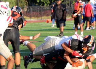 Photos by Henk Friezer | The South Pasadenan | South Pasadena High held a scrimmage last Friday night against San Gabriel in preparation to its season opener against visiting El Segundo. Non-league action gets underway on Friday, August 22, at 7 p.m.