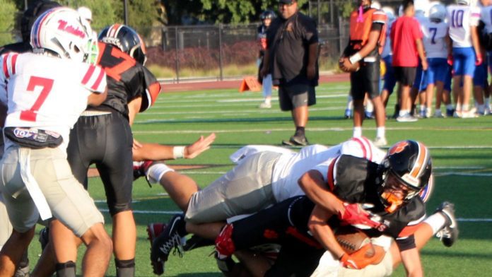 Photos by Henk Friezer | The South Pasadenan | South Pasadena High held a scrimmage last Friday night against San Gabriel in preparation to its season opener against visiting El Segundo. Non-league action gets underway on Friday, August 22, at 7 p.m.