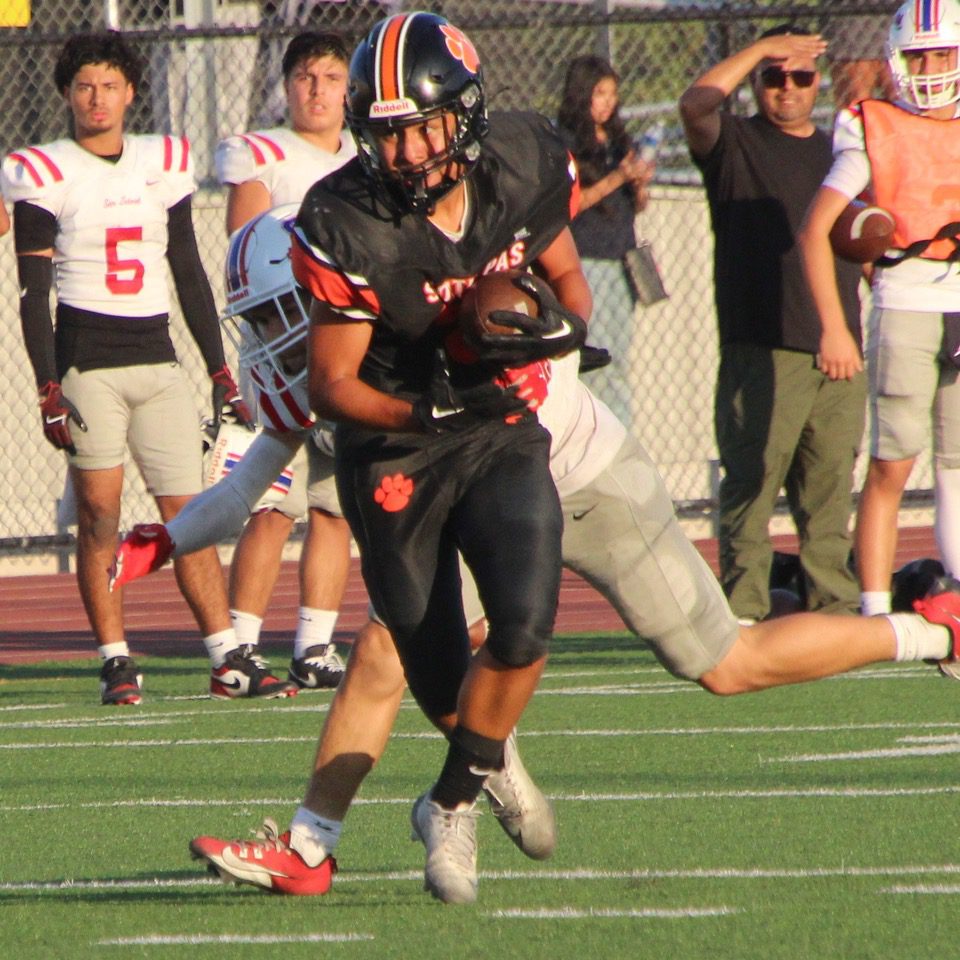 Photos by Henk Friezer | The South Pasadenan | South Pasadena High held a scrimmage last Friday night against San Gabriel in preparation to its season opener against visiting El Segundo. Non-league action gets underway on Friday, August 22, at 7 p.m.