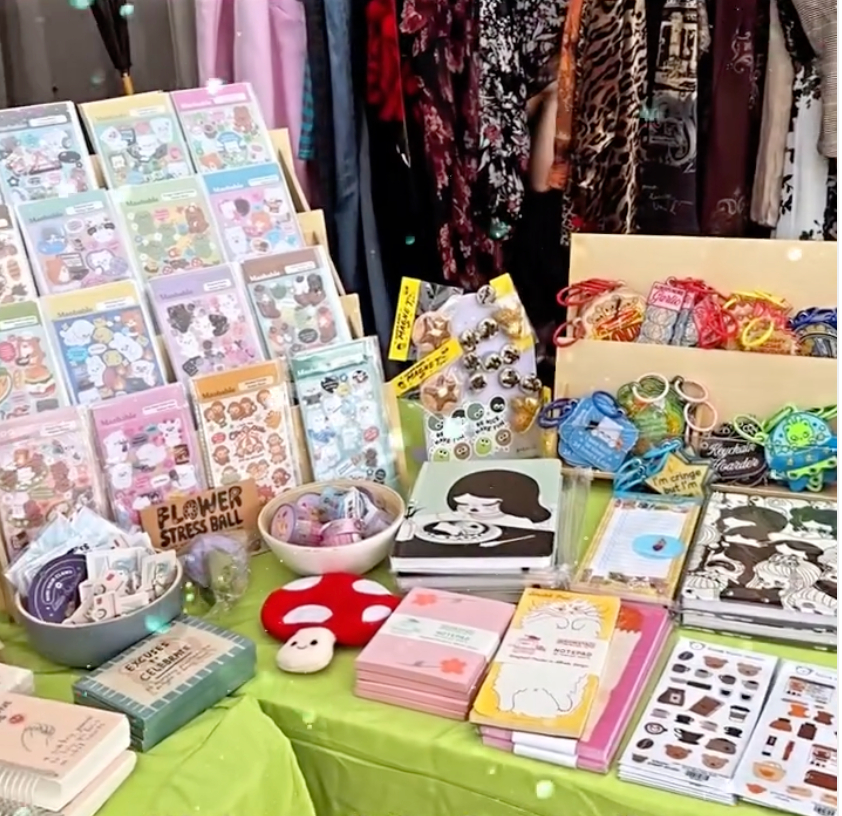 | The South Pasadenan | South Pasadena News PHOTO: Hotbox Vintage | The South Pasadenan | Backlot Vintage Market at South Pasadena Arts Crawl