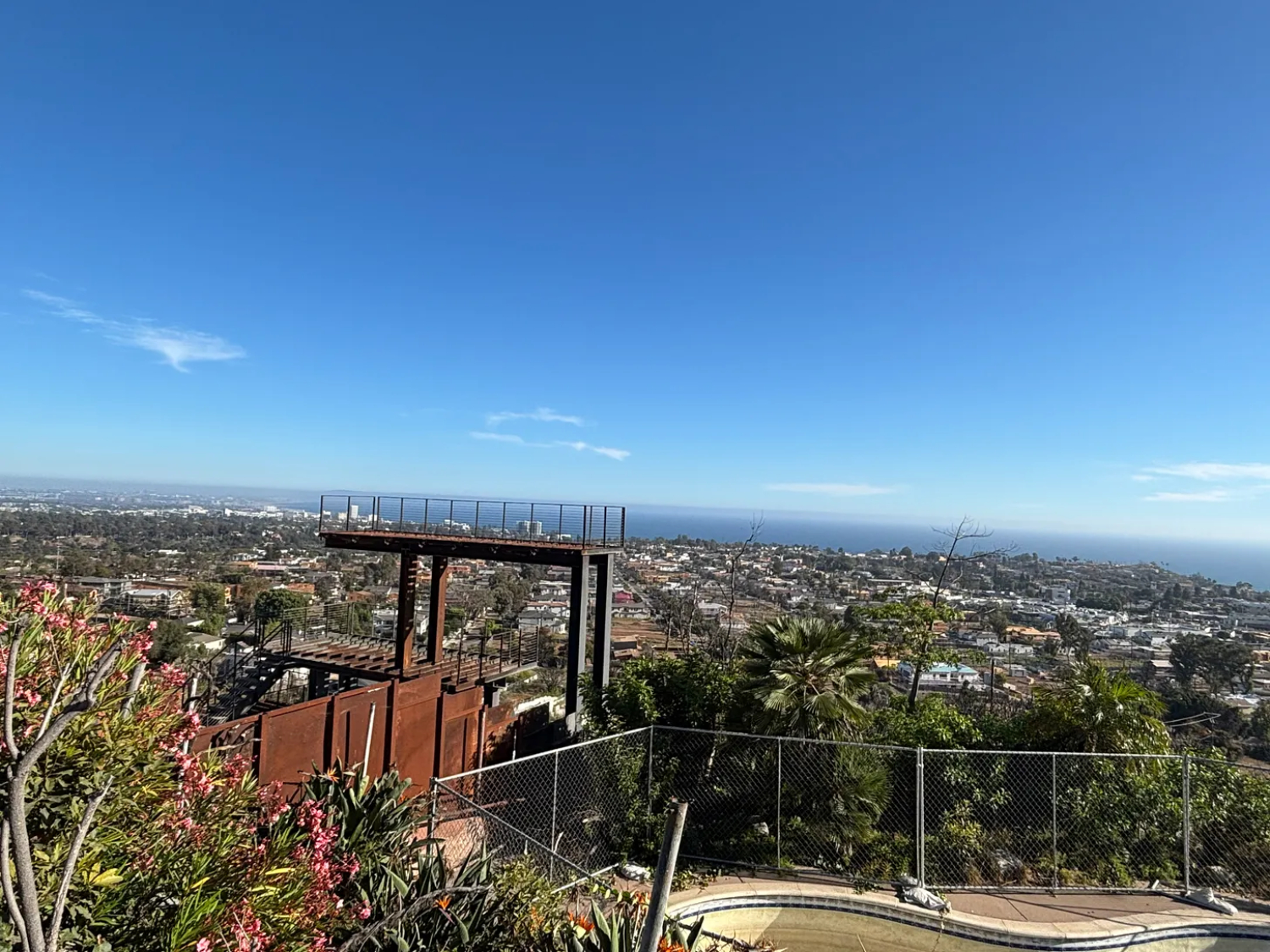 | The South Pasadenan | South Pasadena News PHOTO: Chris Bray | The South Pasadenan | Pacific Palisades Twenty Months Later: Rebuilding and Ruin