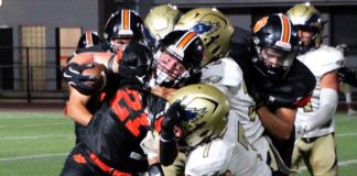 Photo by Henk Friezer | The South Pasadenan | South Pasadena High opened its 2025 football season Thursday night against visiting El Segundo in non-league action. On Friday, August 29, the Tigers face Arcadia on the road.