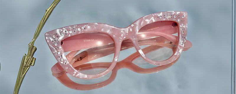 PHOTO: Hotbox Vintage | The South Pasadenan | Vintage style sunglasses