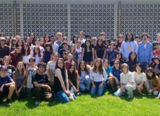 PHOTO: SPUSD | The South Pasadenan | Growing SPMS and SPHS Drama Classes Come Together and Attend Local Performance