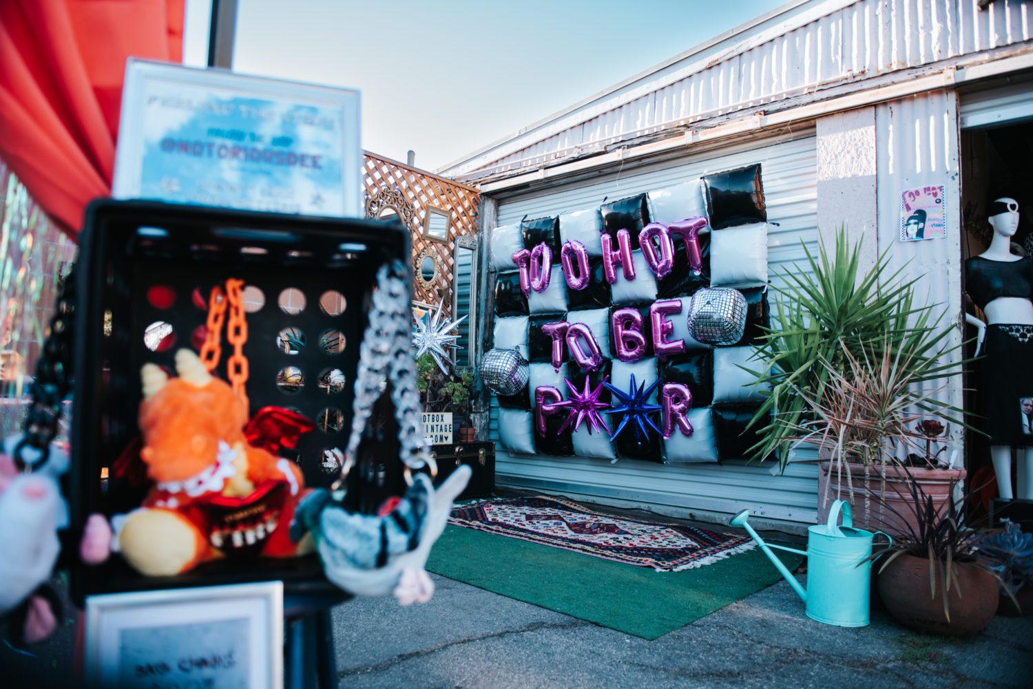 PHOTO: Vanessa Van Valkenberg | Hotbox Vintage Event: 'Too Hot to be Poor' | Jorge Rodriguez – Ferni Pack custom leather totes, backpacks, crossbodys (@chavobags)