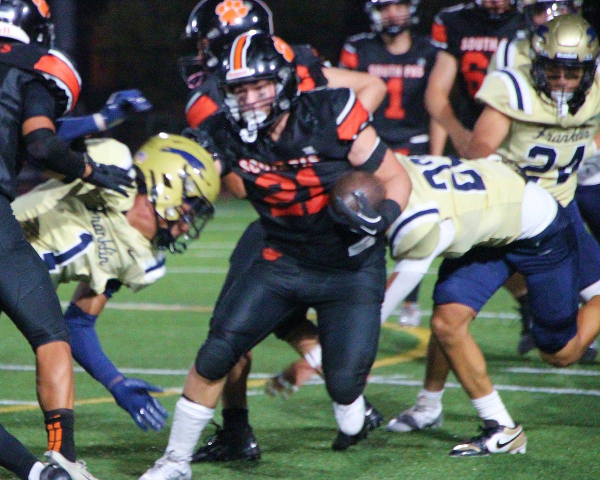 PHOTO: Henk Friezer | The South Pasadenan | Tigers Edge Panthers