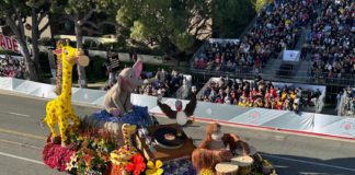 PHOTO: Bill Glazier | The South Pasadenan | South Pasadena Tournament of Roses 2024 parade float: winner of the 'Founder Award'.
