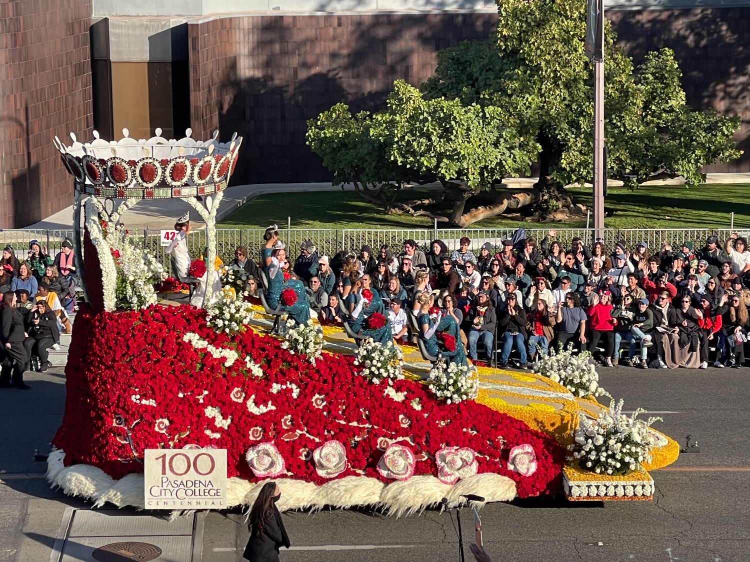 | The South Pasadenan | South Pasadena News PHOTO: Andy Ketsdever | The South Pasadenan | Rose Parade 2025: The 136th Tournament of Roses Parade in Pasadena, New Years Day