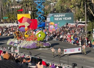 PHOTO: Andy Ketsdever | The South Pasadenan | Rose Parade 2025 South Pasadena 'Seas The Day' Float Winner of the 'Fantasy Award' at the 136th Tournament of Roses Parade in Pasadena, New Years Day