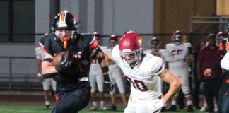 PHOTO: Henk Friezer | The South Pasadena News | South Pasadena High School Tigers Football win over La Cañada