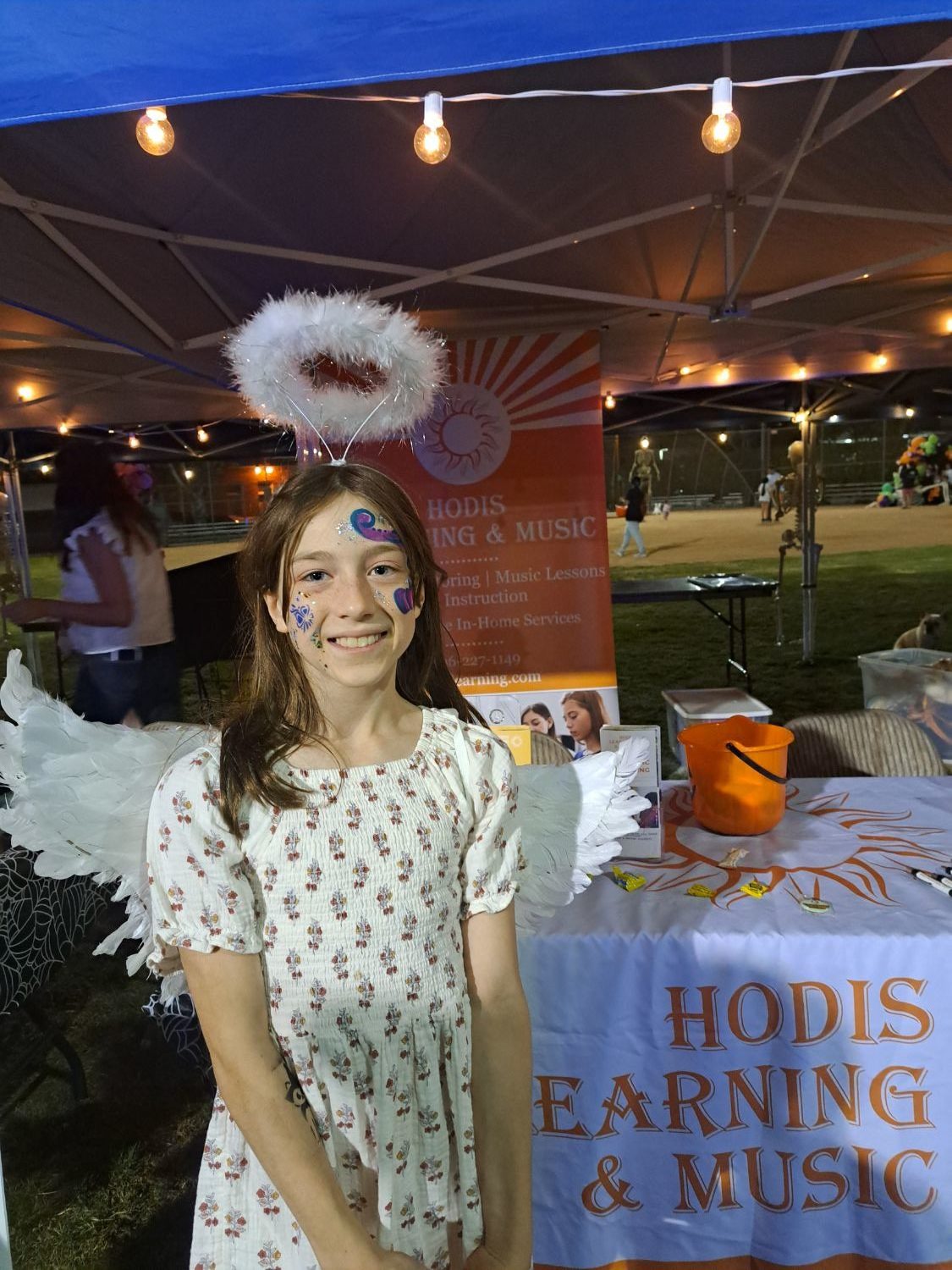 PHOTO:'Hodis Learning' staff tutors bring some popular creative magic to this year's 'Spooktacular' hosted by the City of South Pasadena at Orange Grove Park, Friday October 25, 2024. 