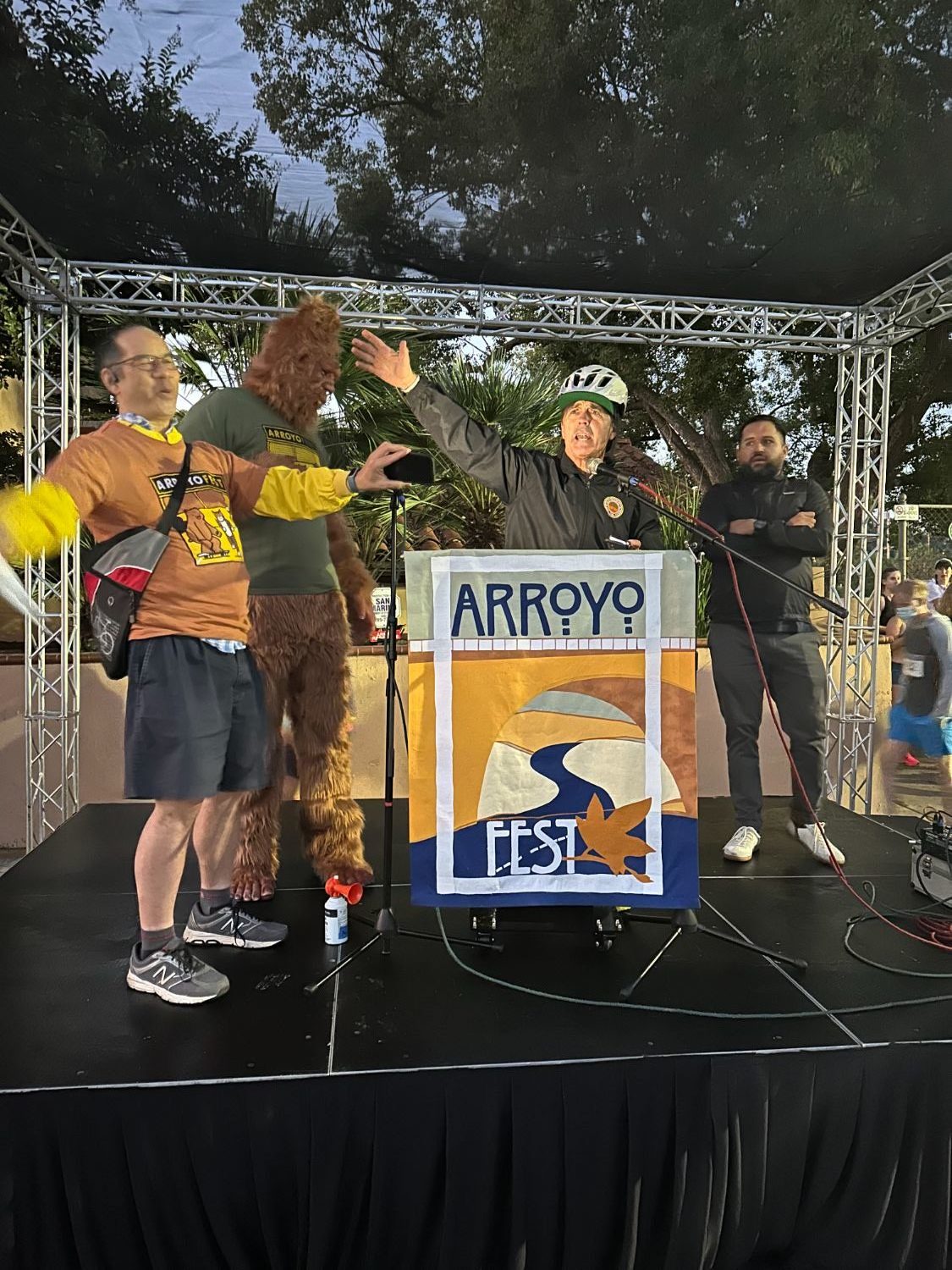 South-Pasadena-News-10-29-2023-Arroyo-Fest-Golden-Streets-110-Freeway-Event-14 | The South Pasadenan | South Pasadena News PHOTO: Bill Glazier | The South Pasadenan | ArroyoFest 2023.