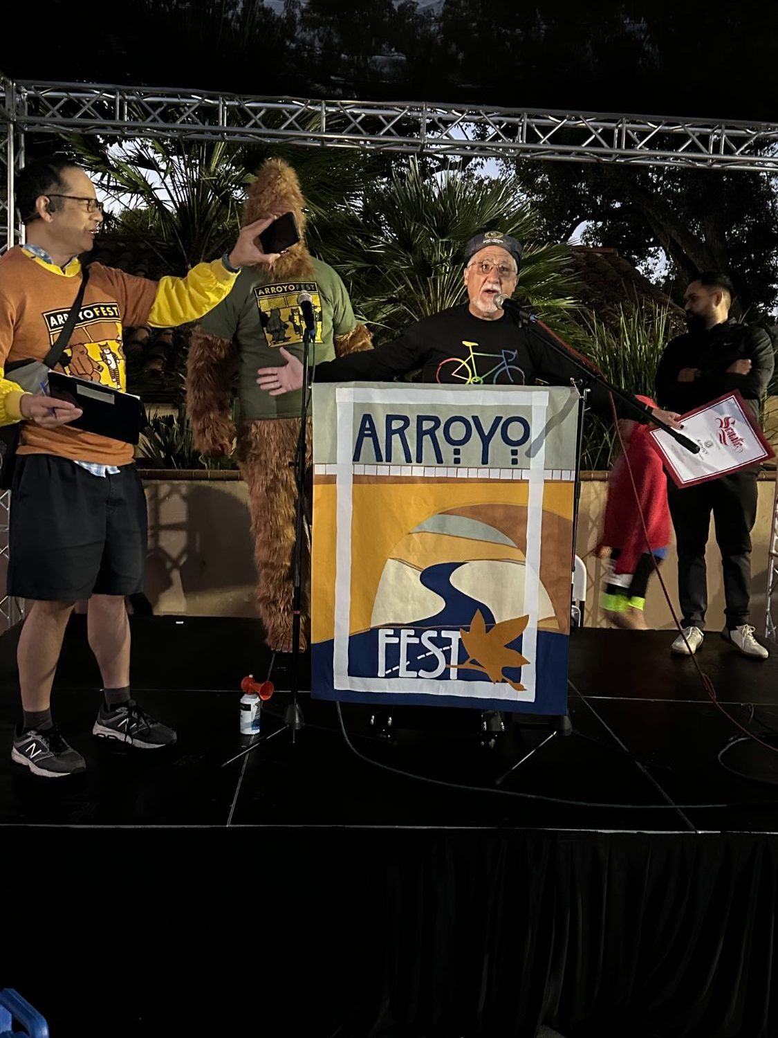 South-Pasadena-News-10-29-2023-Arroyo-Fest-Golden-Streets-110-Freeway-Event-5 | The South Pasadenan | South Pasadena News PHOTO: Bill Glazier | The South Pasadenan | ArroyoFest 2023.