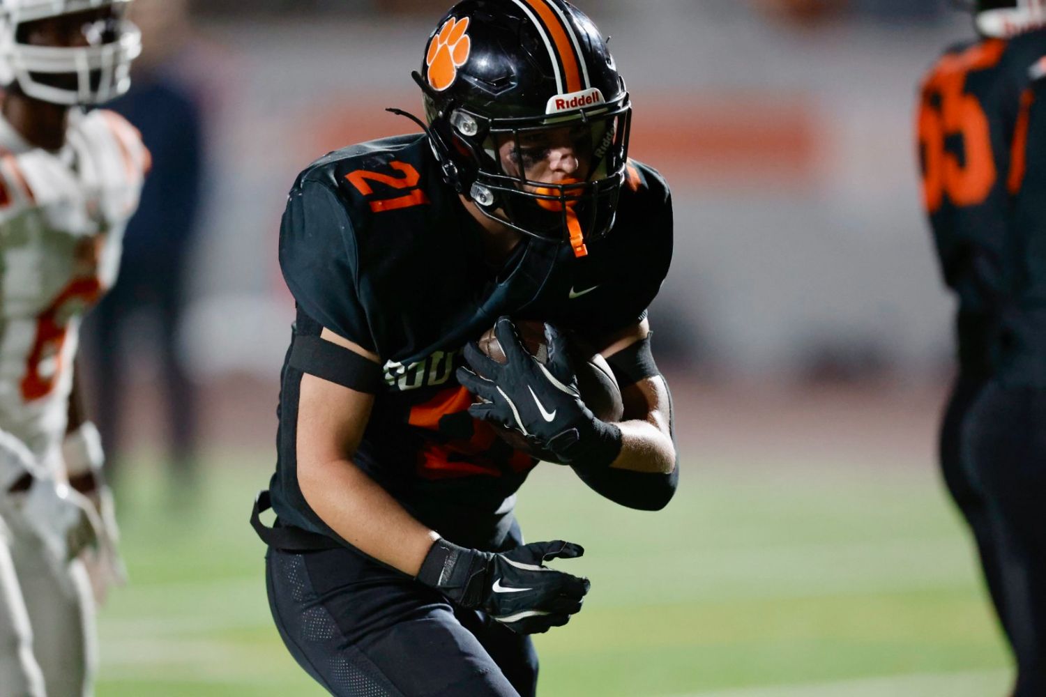 PHOTO: Dan Rider | The South Pasadenan | South Pasadena High returned to action turning away visiting Pasadena Poly 55-7 in the Rio Hondo League football season opener for both teams.