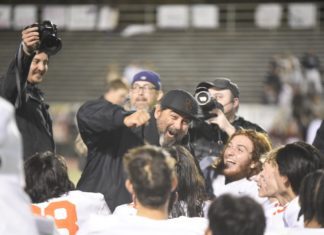 PHOTO: J.Ruiz | The South Pasadenan | It took South Pasadena High nearly 50 years to celebrate its first outright Rio Hondo League football championship Friday night, as the Tigers turned away La Cañada 28-10 on the road.