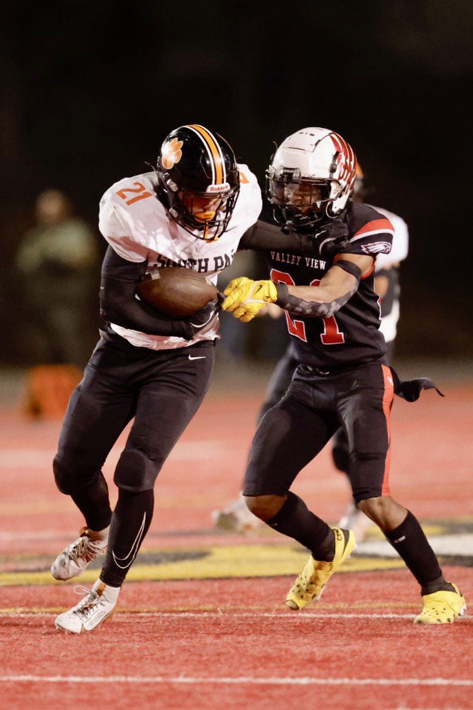 | The South Pasadenan | South Pasadena News PHOTO: Dan Rider | The South Pasadenan | South Pasadena High is now only one win away from playing in the CIF-Southern Section Division 10 championship game. On Friday night, the Tigers knocked off Valley View 34-31 in a quarterfinal road game played in Moreno Valley.