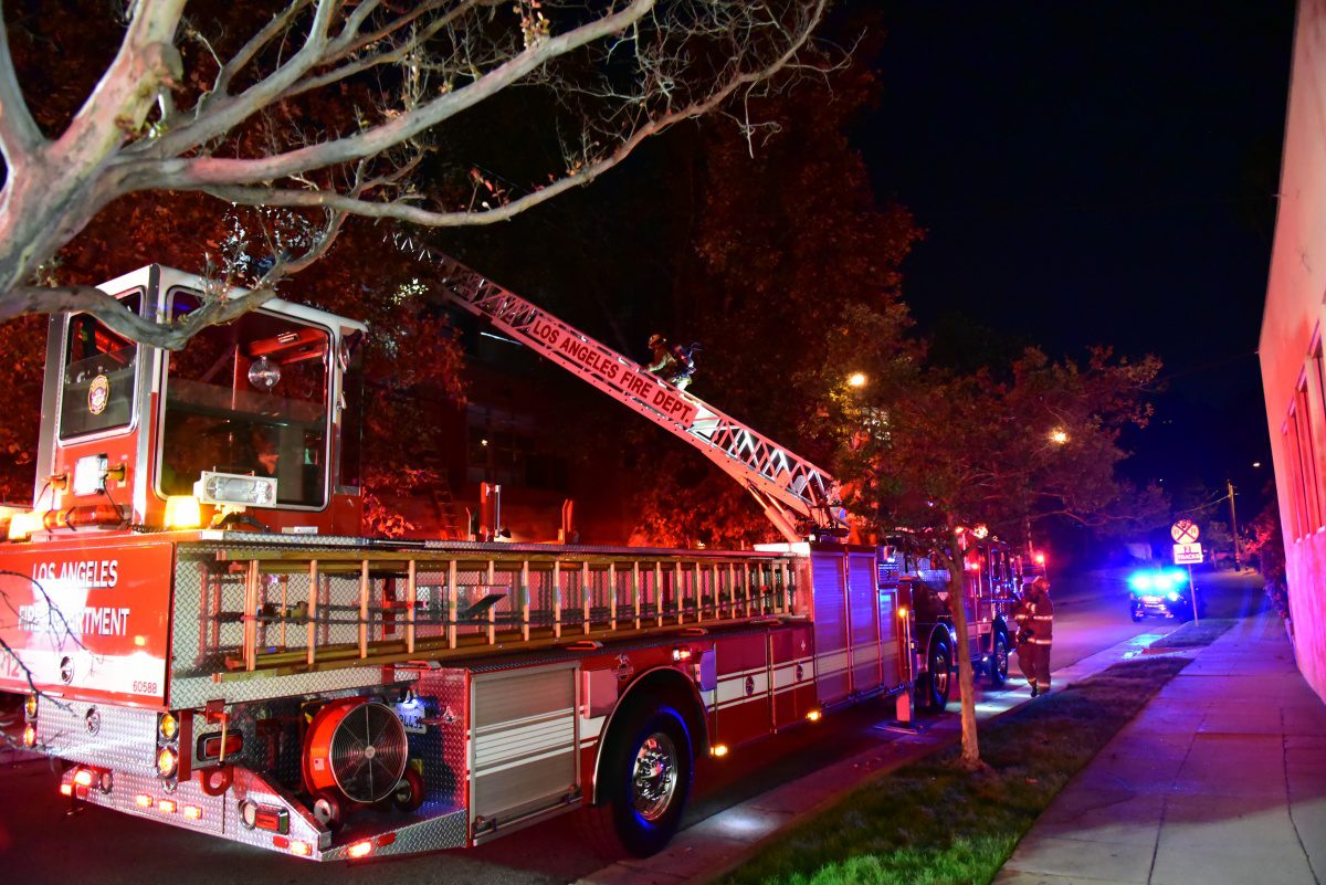 South-Pasadena-News-11-20-2018-Fire-Ostritch-farm-Lofts-1010-Sycamore (35) | The South Pasadenan | South Pasadena News