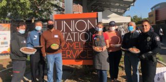 Police Chief Solinsky & City Officials | Giving at Union Station’s Traditional Thanksgiving Dinner