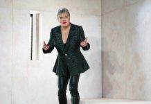 PHOTO: Carol Rosegg | The South Pasadenan | Eddie Izzard Brings Acclaimed Solo Hamlet to The Montalbán