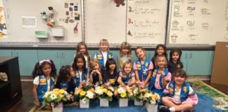 PHOTO: Kelly Kepner | The South Pasadenan | South Pasadena Daisy Troop 4266 Brightens Senior Center