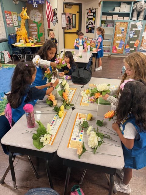 | The South Pasadenan | South Pasadena News PHOTO: Kelly Kepner | The South Pasadenan | South Pasadena Daisy Troop 4266 Brightens Senior Center