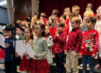 PHOTO: SPUSD | The South Pasadenan | Monterey Hills Elementary students perform during the first show of the Winter Sing.