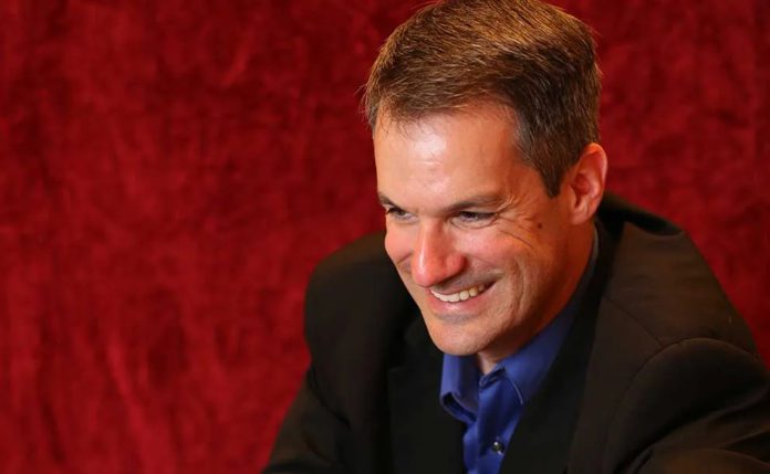 PHOTO: Robert Thies | The South Pasadenan | Join an unforgettable afternoon of music as pianist Robert Thies, takes the stage in South Pasadena.