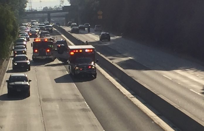 South-Pasadena-News-6-20-2018-Overturned-Car-110-Freeway-Cloaed (3)