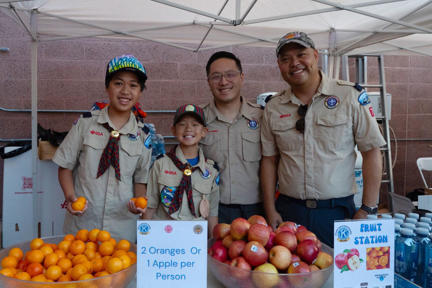 PHOTO: Esteban Lopez | The South Pasadenan News | 4th of July Pancake Breakfast produced by the South Pasadena Kiwanis Club, hosted at the Fire Station by the SPFD |